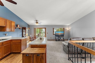 3487 York Dr, Woodbury, MN 55125