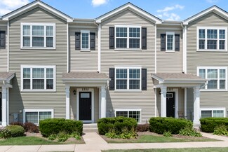 2325 Upland Rd, Pingree Grove, IL 60140