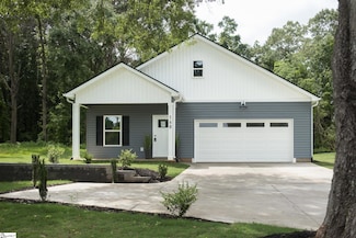 168 Dunbar St, Wellford, SC 29385