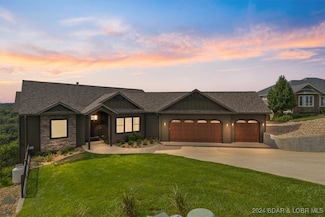49 Weathervane Ct, Camdenton, MO 65020