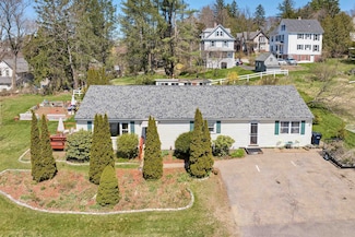 10 Cofran Ave, Northfield, NH 03276