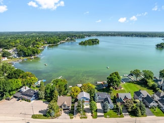 31014 Weiler Rd, Burlington, WI 53105