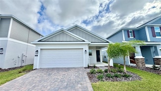 2737 Armstrong Ave, Clermont, FL 34714