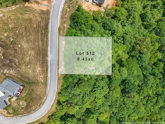 512 Cedar Gate Ln, Lafollette, TN 37766