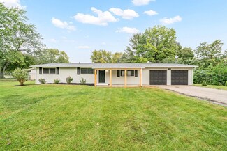 2213 Rockwell Rd, Aurora, IL 60506