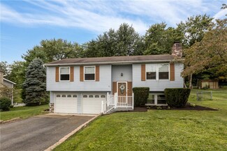 105 Old Ridge Rd, Coraopolis, PA 15108