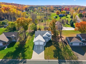 459 Roosevelt Dr, Dresser, WI 54009