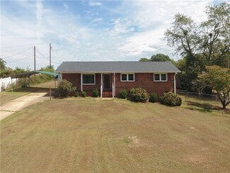 324 Cherry Dr, Anderson, SC 29625