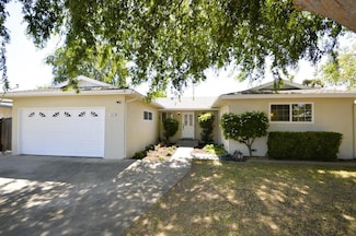 1457 E Paul Ave, Fresno, CA 93710