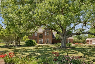 17207 Penick Rd, Waller, TX 77484