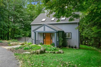 26 Pleasant St, Newbury, NH 03255