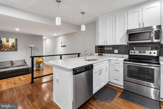 1323 N 7th St Unit 2, Philadelphia, PA 19122