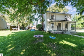 204 S Saint Johns St, Ithaca, MI 48847