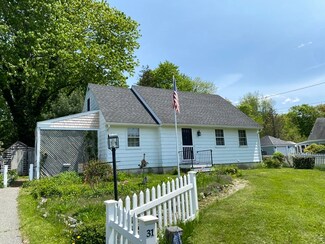 31 Upper Palmer Rd, Monson, MA 01057