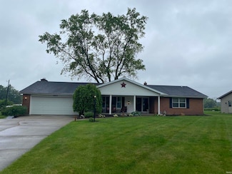 11122 Birky Dr, Spencerville, IN 46788