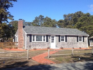 17 Cygnet Rd, West Dennis, MA 02670