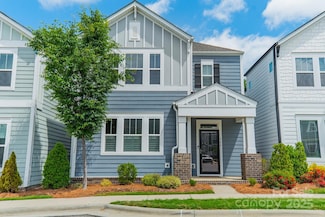 804 Lyndon Station Dr, Pineville, NC 28134