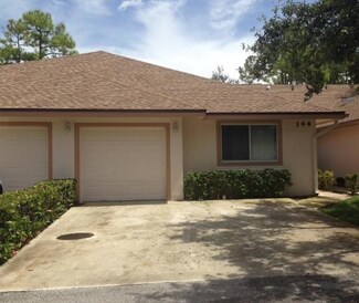 144 Paradise Crescent, Royal Palm Beach, FL 33411