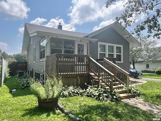 889 S Chambers St, Galesburg, IL 61401