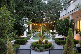 50 Laurens St, Charleston, SC 29401