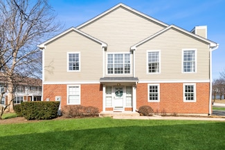 799 Grosse Pointe Cir Unit 202, Vernon Hills, IL 60061