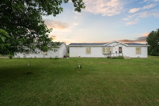 4767 E Haslett Rd, Perry, MI 48872