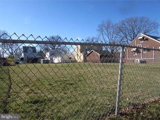 240 Bartram Ave, Essington, PA 19029