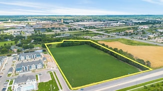 3690 Eagle Creek Blvd, Shakopee, MN 55379