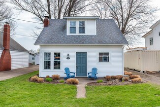 12503 W Lake Rd, Vermilion, OH 44089
