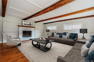 279 Fenn Rd, Cheshire, CT 06410