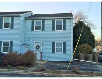 22 Arthur St Unit 13, Gloucester, MA 01930