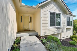 3313 S Prescott Ave, Blue Springs, MO 64015