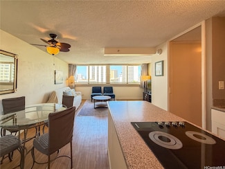 445 Seaside Ave Unit 1120, Honolulu, HI 96815