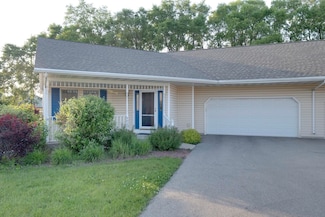 1180 Bloomingfield Dr, Whitewater, WI 53190