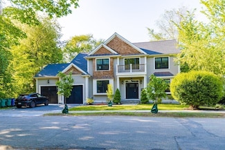 15 Amherst Rd, Waban, MA 02468
