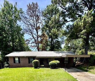 2733 Corineth Dr, Columbus, GA 31907