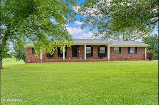 571 Calhoun Dr, Greenback, TN 37742