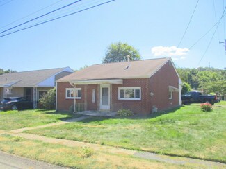 2799 Johnson St, Aliquippa, PA 15001
