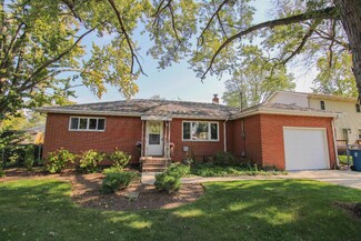 110 Dayton Ave, Huron, OH 44839