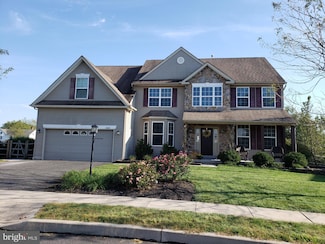 2004 Woodbridge Ln, Pennsburg, PA 18073