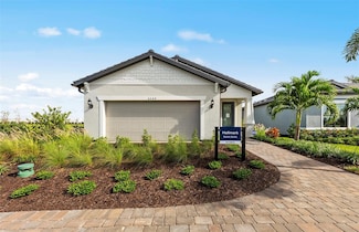 4547 Gardner St, Bradenton, FL 34210