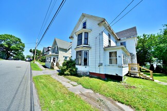95 Palm St, Bangor, ME 04401