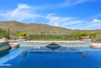 2424 W Shinnecock Ct, Phoenix, AZ 85086