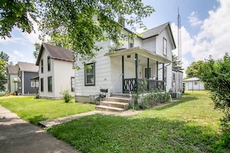 335 S Wabash Ave, Bradley, IL 60915