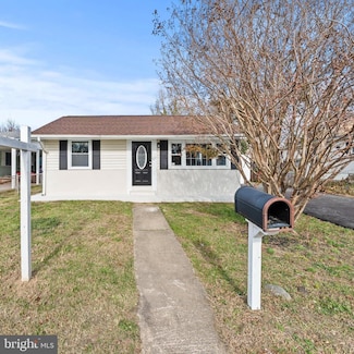 1013 Cord St, Middle River, MD 21220