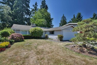 11725 7th Ave NE, Seattle, WA 98125