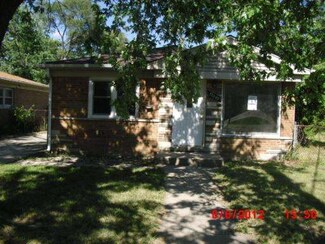 15549 Vincennes Rd, Phoenix, IL 60426