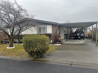 910 Cowl St Unit 41, Milton-Freewater, OR 97862