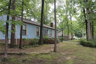 2923 McManaway Dr, Midlothian, VA 23112