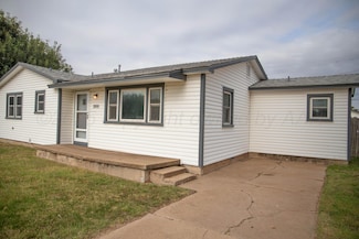 1200 Park Ave, Panhandle, TX 79068